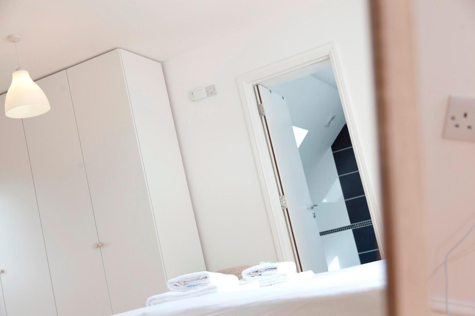 קאמברידג' Pass The Keys 49 Byron Square Modern And Spacious 3 Bed Home With Free Parking מראה חיצוני תמונה