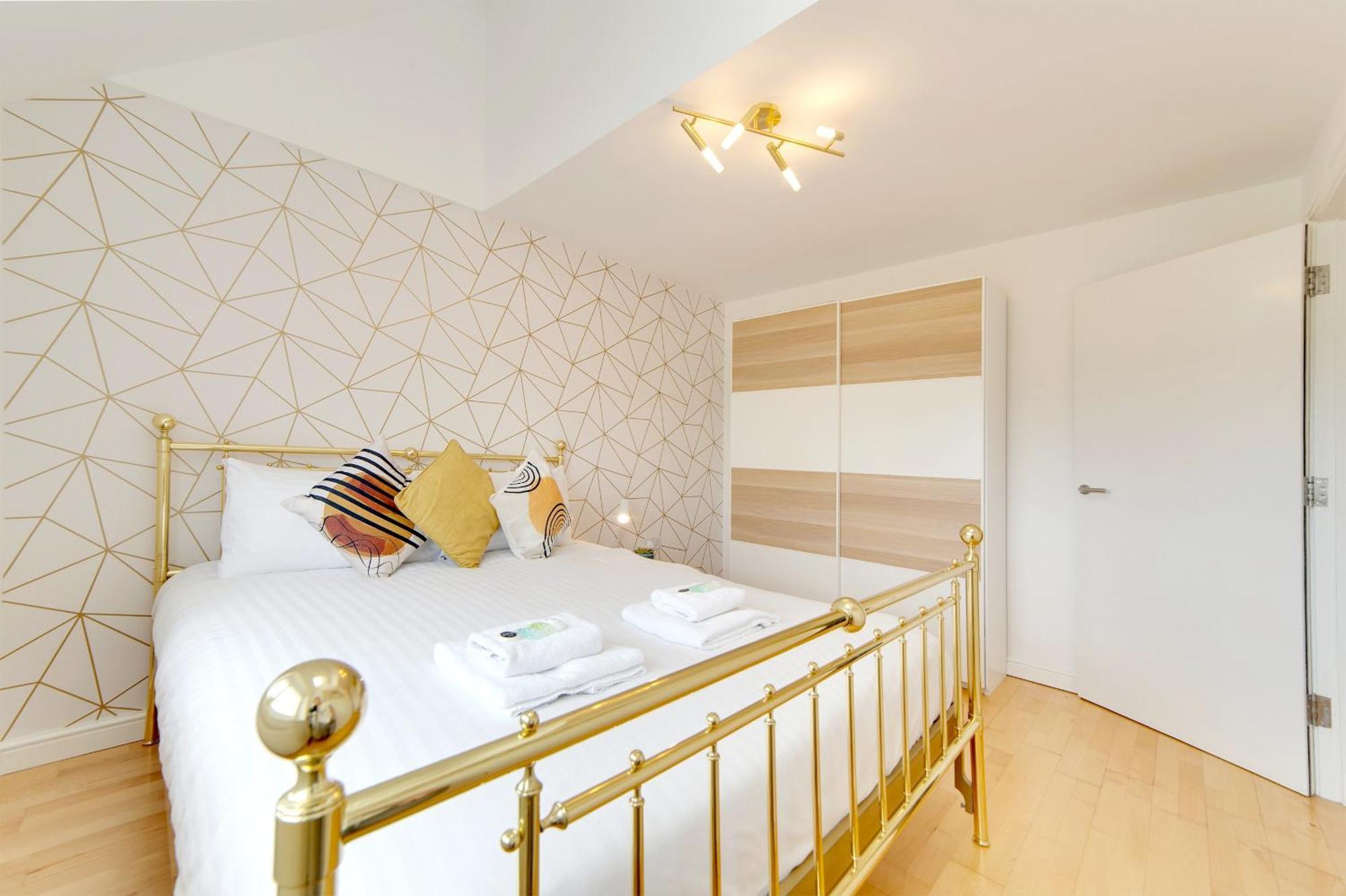 קאמברידג' Pass The Keys 49 Byron Square Modern And Spacious 3 Bed Home With Free Parking מראה חיצוני תמונה