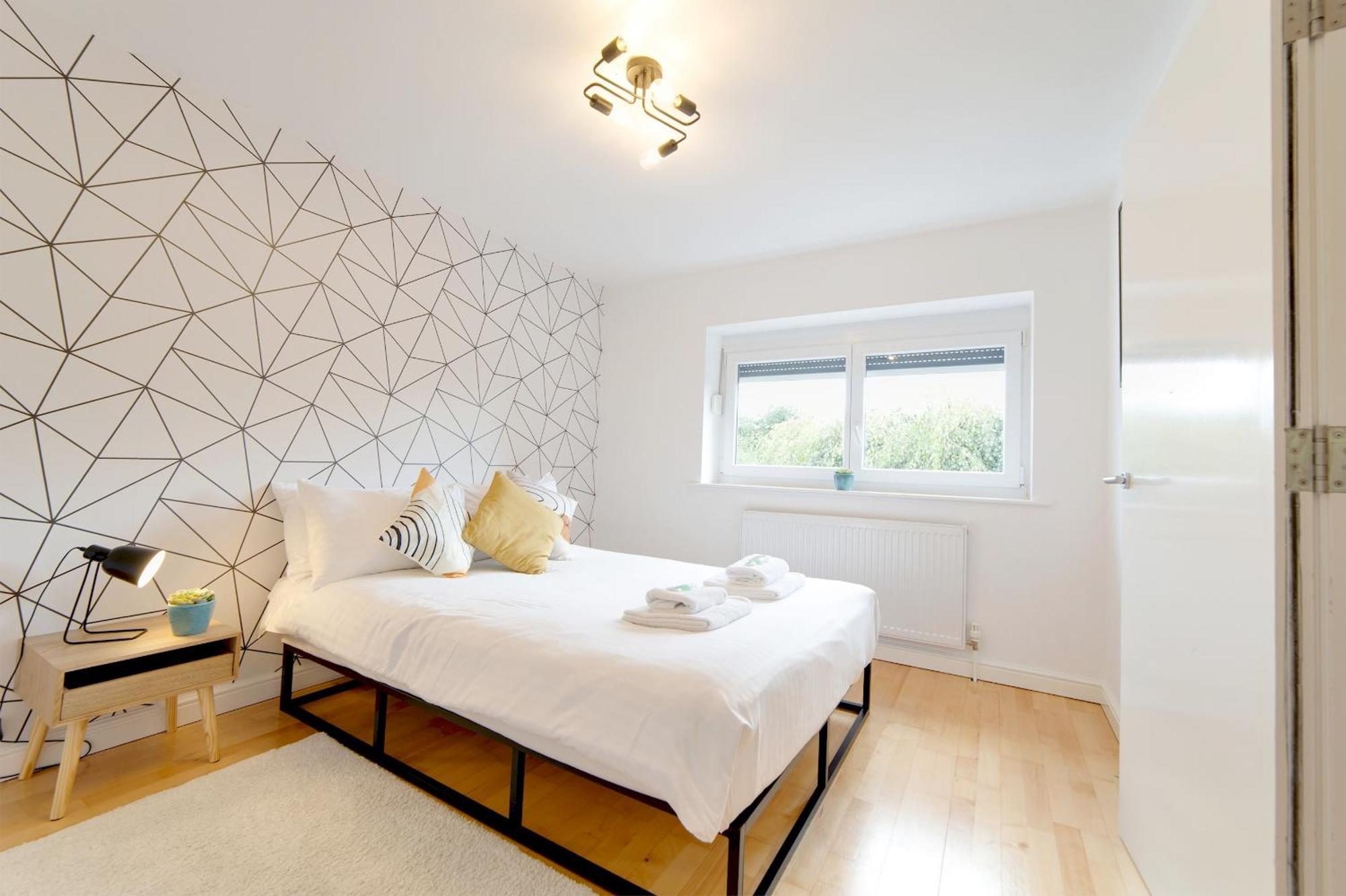 קאמברידג' Pass The Keys 49 Byron Square Modern And Spacious 3 Bed Home With Free Parking מראה חיצוני תמונה